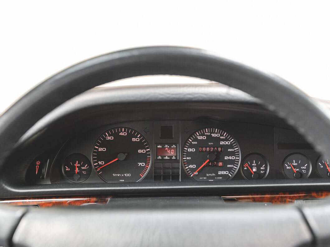 Audi V8 1988 – 1994 Седан Long