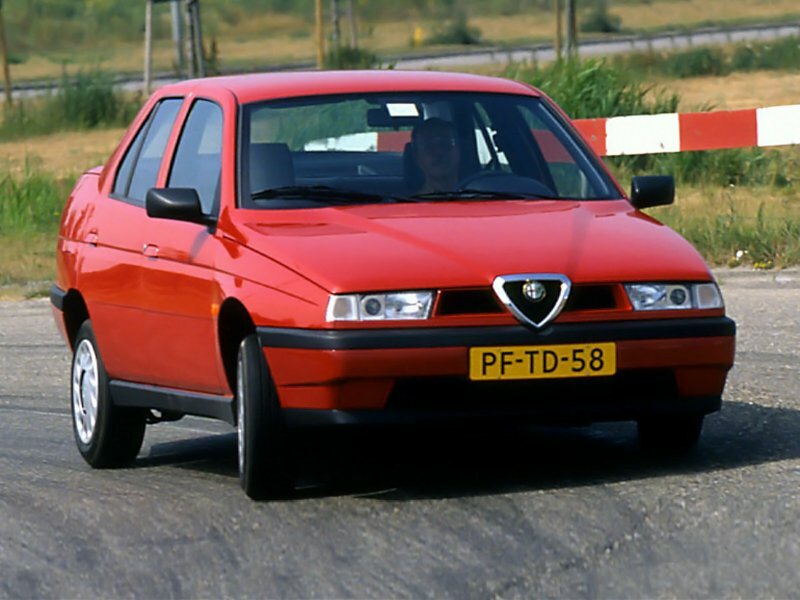 Alfa Romeo 155 I Рестайлинг Седан — фото 3