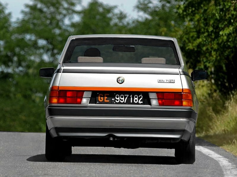 Alfa Romeo 75 I Седан — фото 3