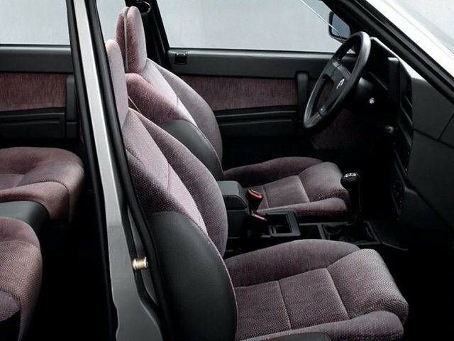 Alfa Romeo 75 I Рестайлинг Седан