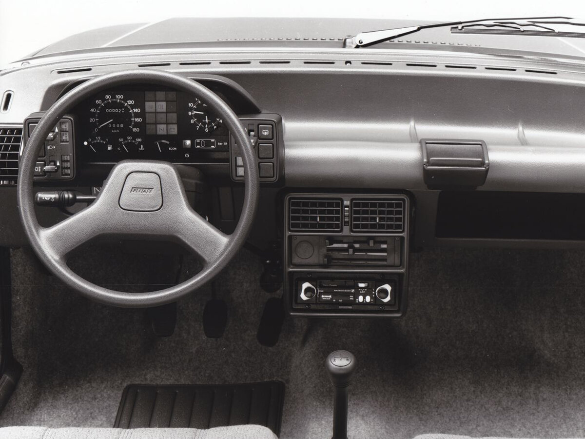Fiat Uno I Хэтчбек 3 дв. — фото 7