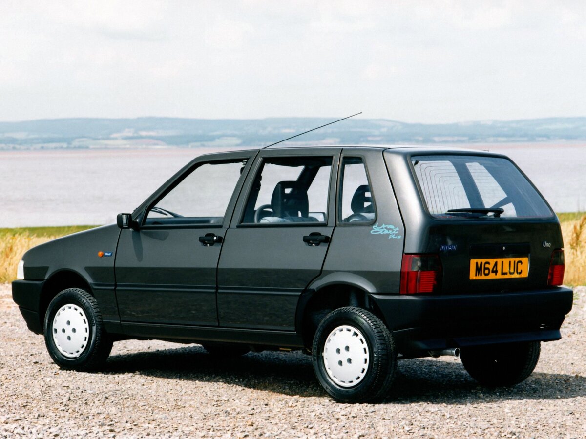 Fiat Uno I Рестайлинг Хэтчбек 5 дв. — фото 3