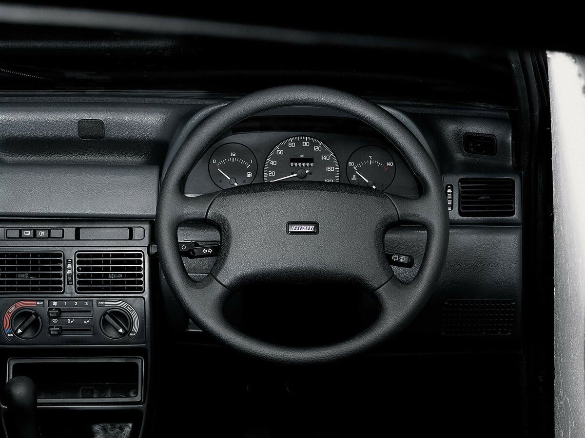 Fiat Uno I Рестайлинг Хэтчбек 5 дв. — фото 4