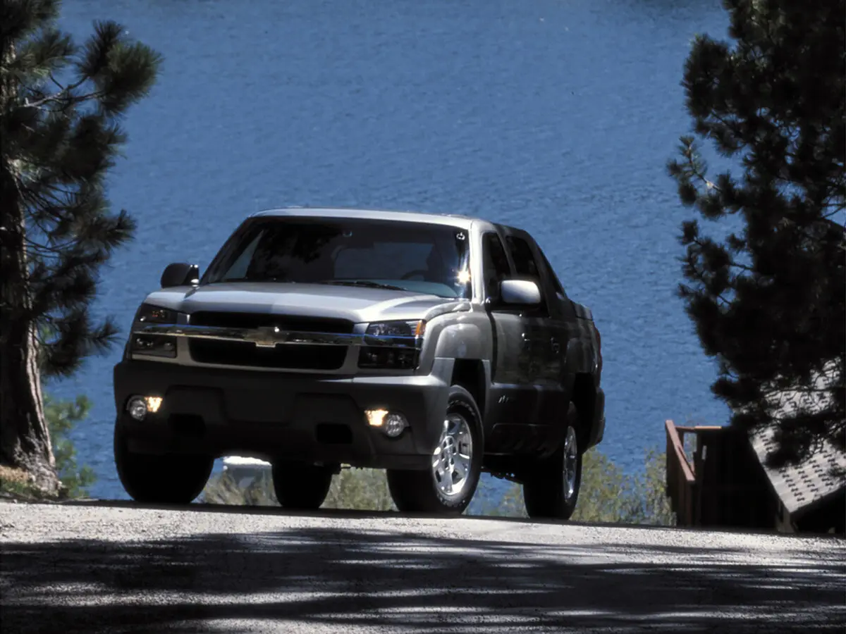 Chevrolet Avalanche I Пикап Двойная кабина — photo 3