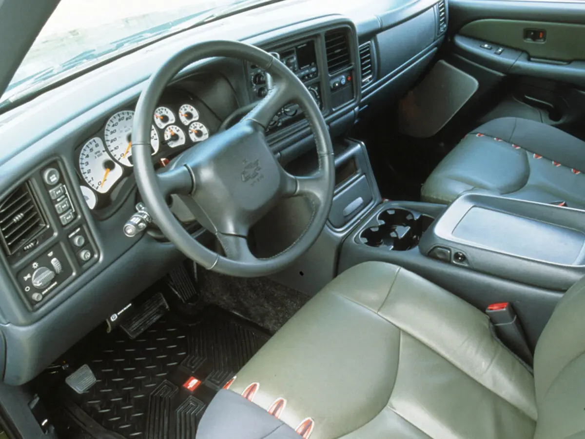 Chevrolet Avalanche I Пикап Двойная кабина — photo 5