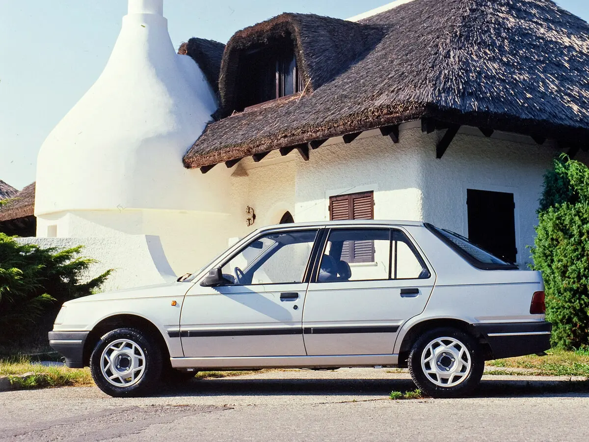 Peugeot 309 I Хэтчбек 5 дв. — сүрөт 2