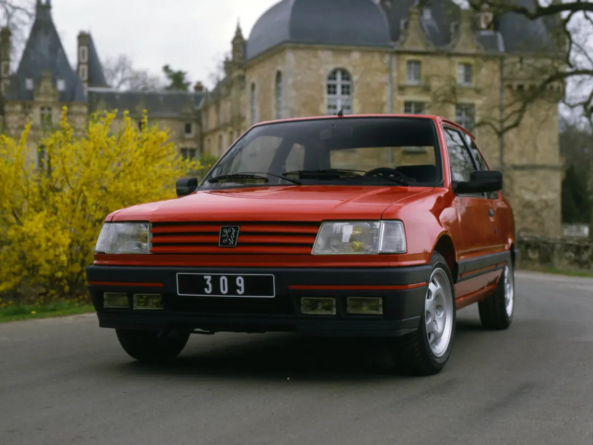 Peugeot 309 I Рестайлинг Хэтчбек 3 дв. — сүрөт 3