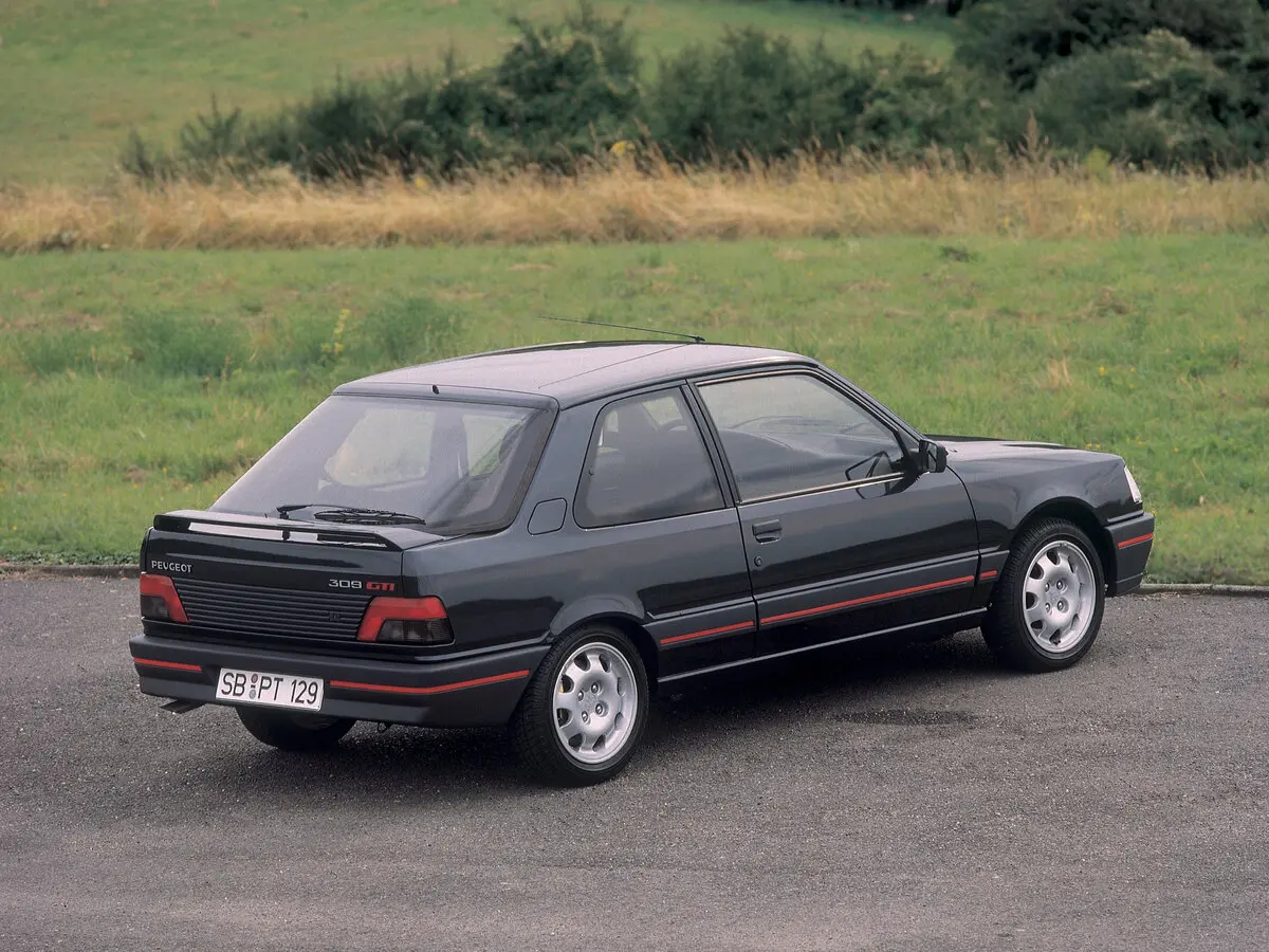Peugeot 309 I Рестайлинг Хэтчбек 3 дв. — сүрөт 4