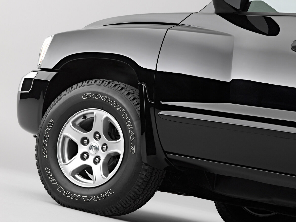 Dodge Dakota III Пикап Двойная кабина Quad Cab