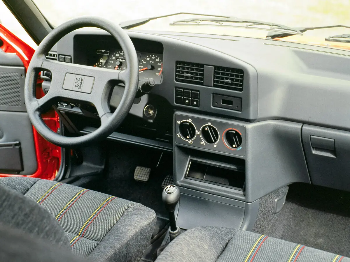 Peugeot 309 I Рестайлинг Хэтчбек 5 дв. — сүрөт 4