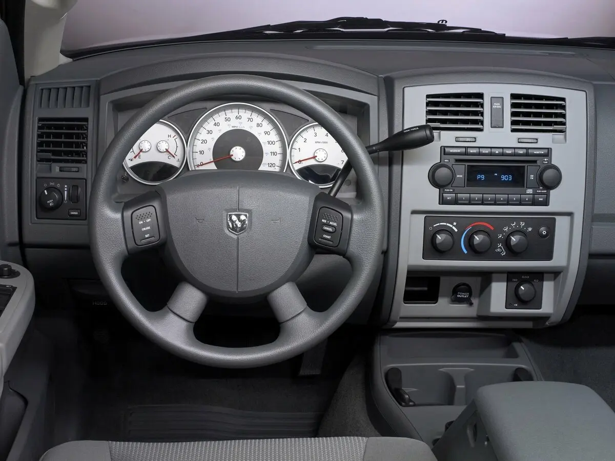 Dodge Dakota III Пикап Полуторная кабина Club Cab — сүрөт 6