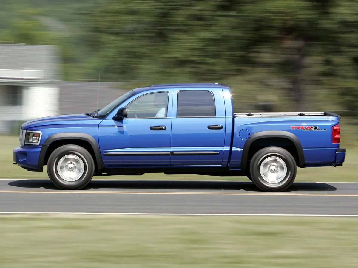 Dodge Dakota III Рестайлинг Пикап Двойная кабина Crew Cab — 照片 2