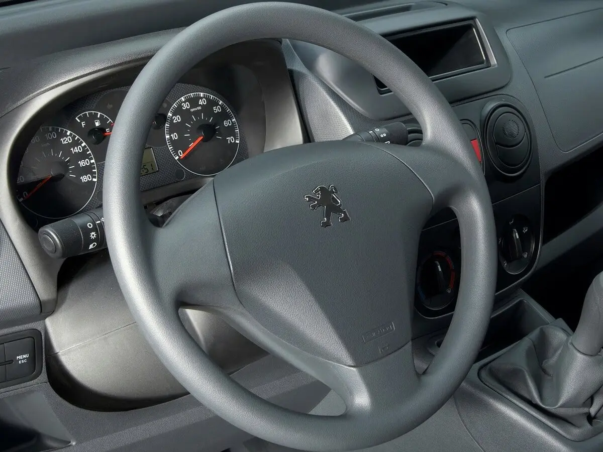 Peugeot Bipper 2008 – 2018 Фургон — сүрөт 8
