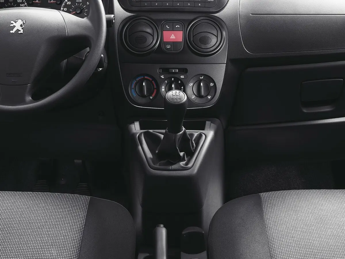 Peugeot Bipper 2008 – 2018 Фургон — сүрөт 9