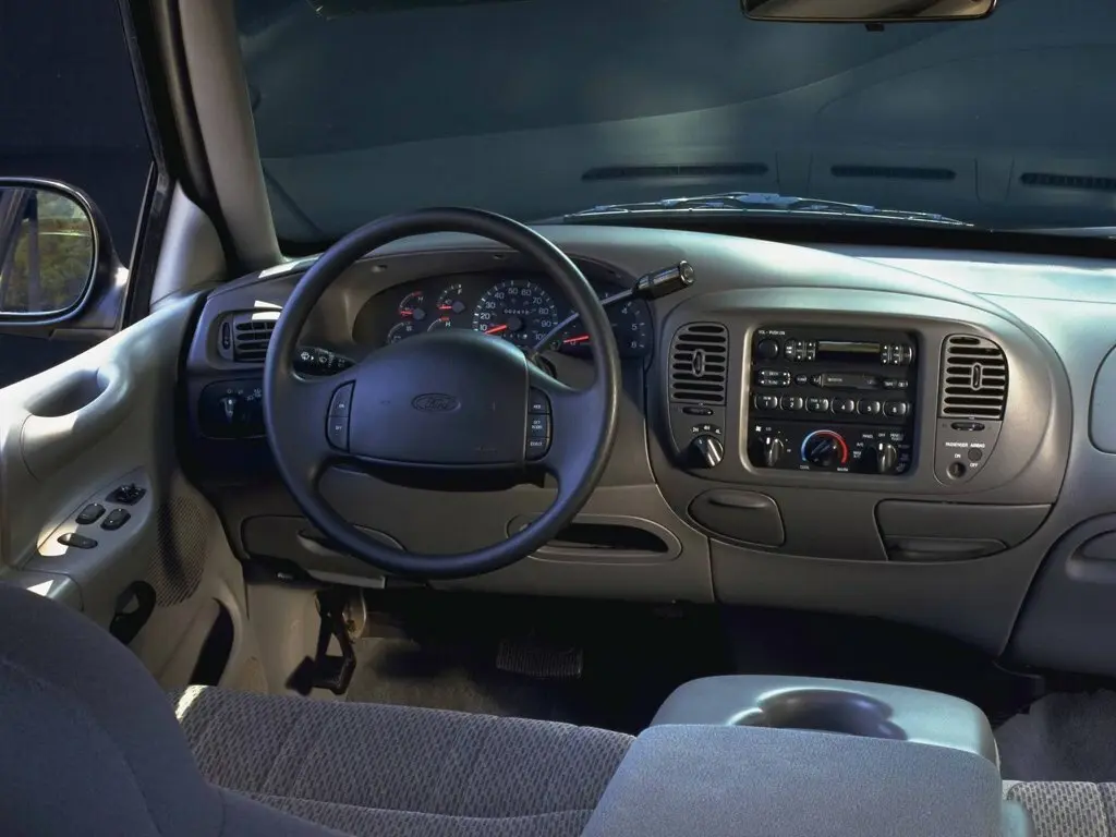 Ford F-150 X Пикап Одинарная кабина — фото 4