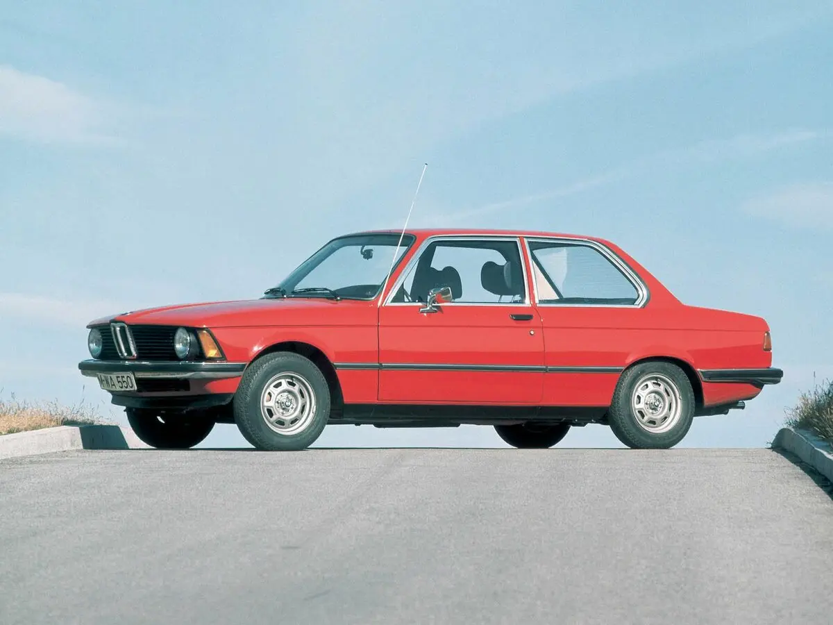BMW 3 серии I (E21) Седан 2 дв. — photo 2