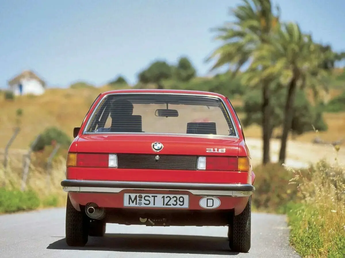 BMW 3 серии I (E21) Седан 2 дв. — photo 4