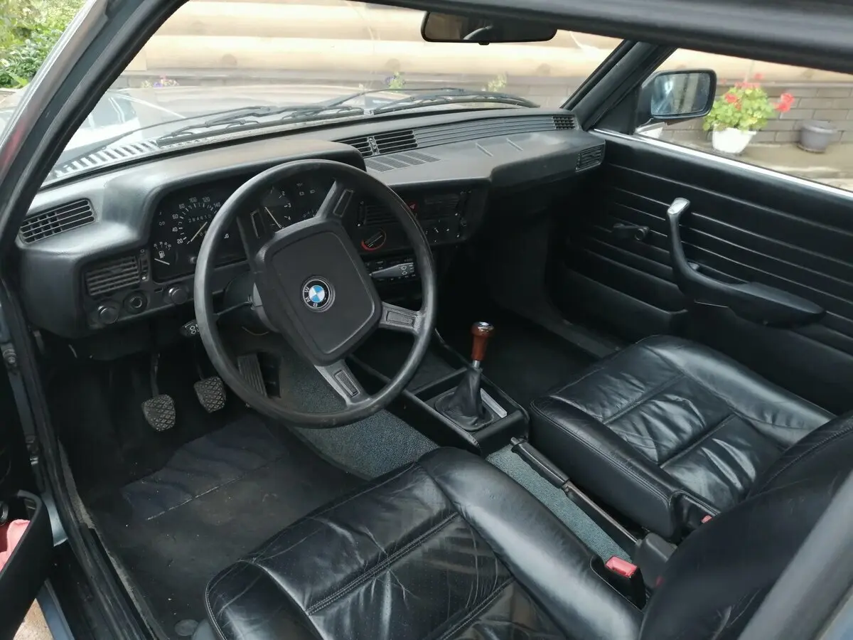 BMW 3 серии I (E21) Седан 2 дв. — photo 6