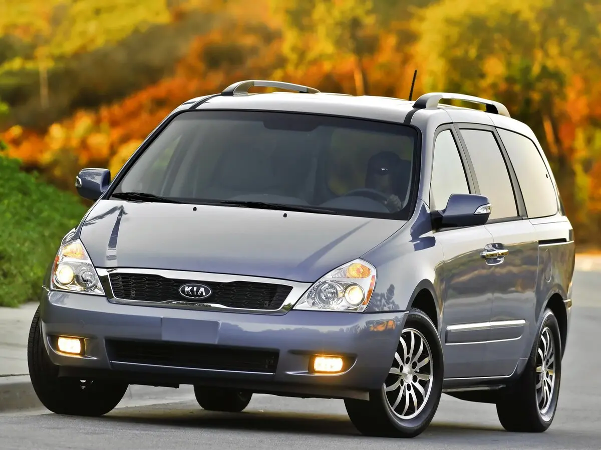 Kia Sedona II Рестайлинг Минивэн SWB — сүрөт 2