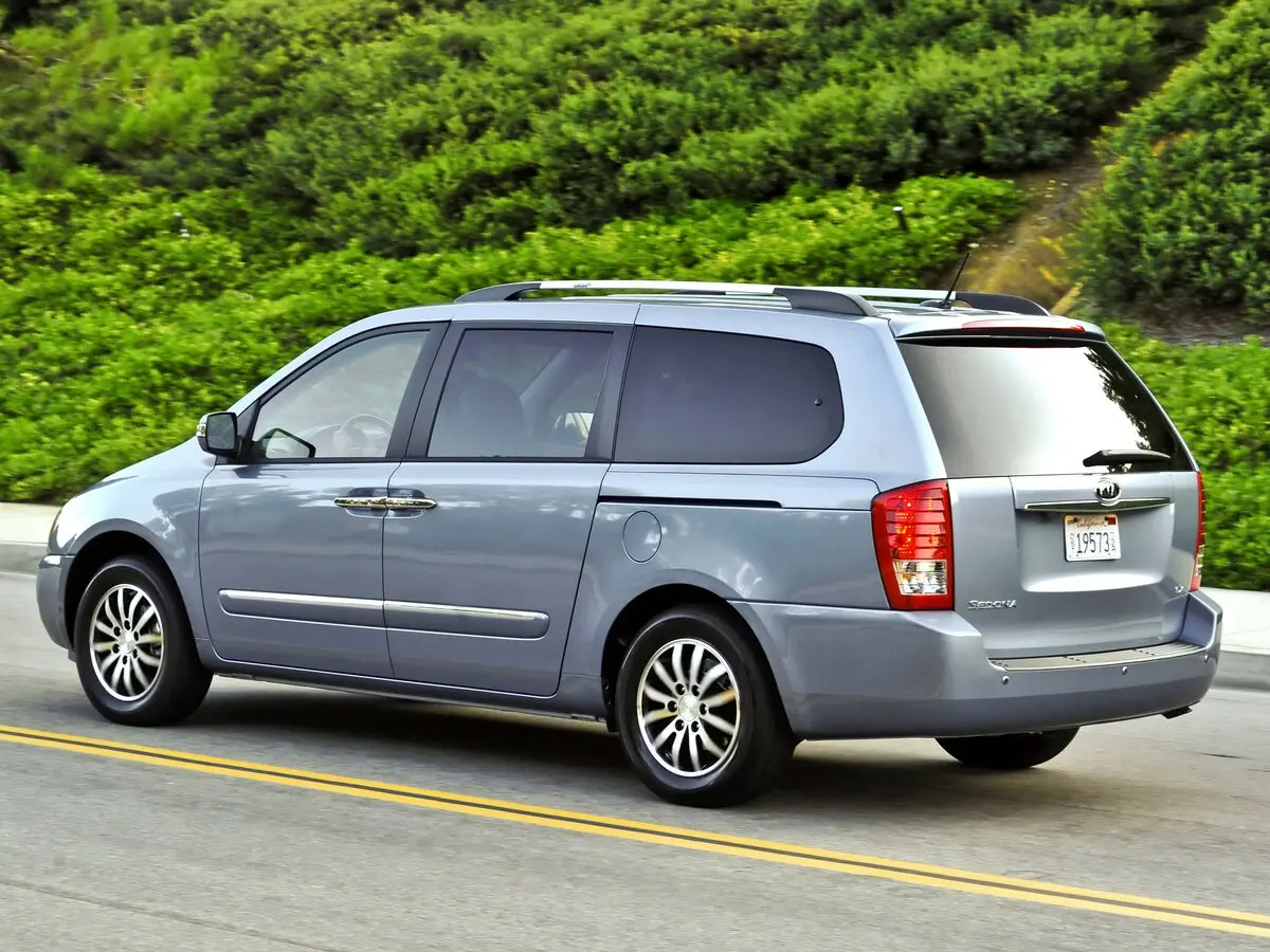 Kia Sedona II Рестайлинг Минивэн SWB — сүрөт 4