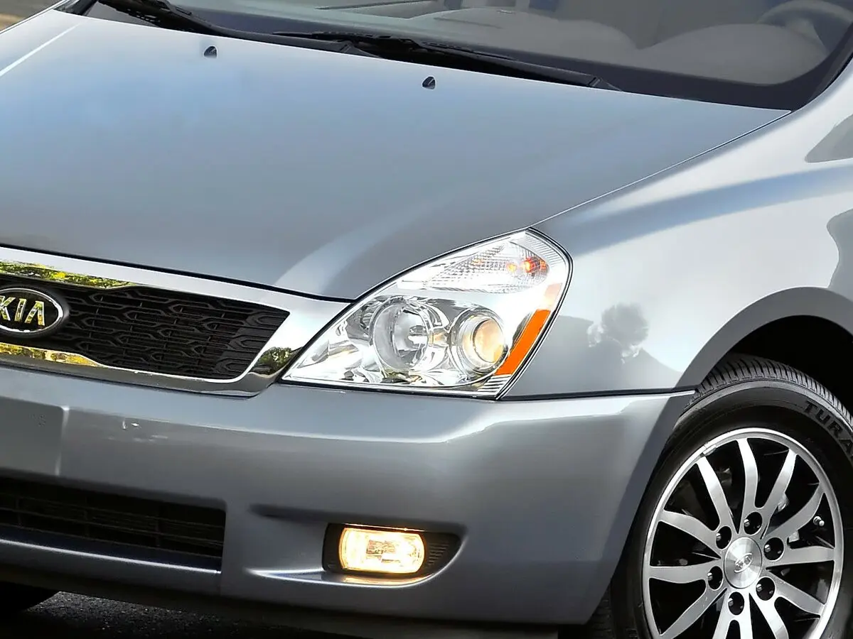 Kia Sedona II Рестайлинг Минивэн SWB — сүрөт 11