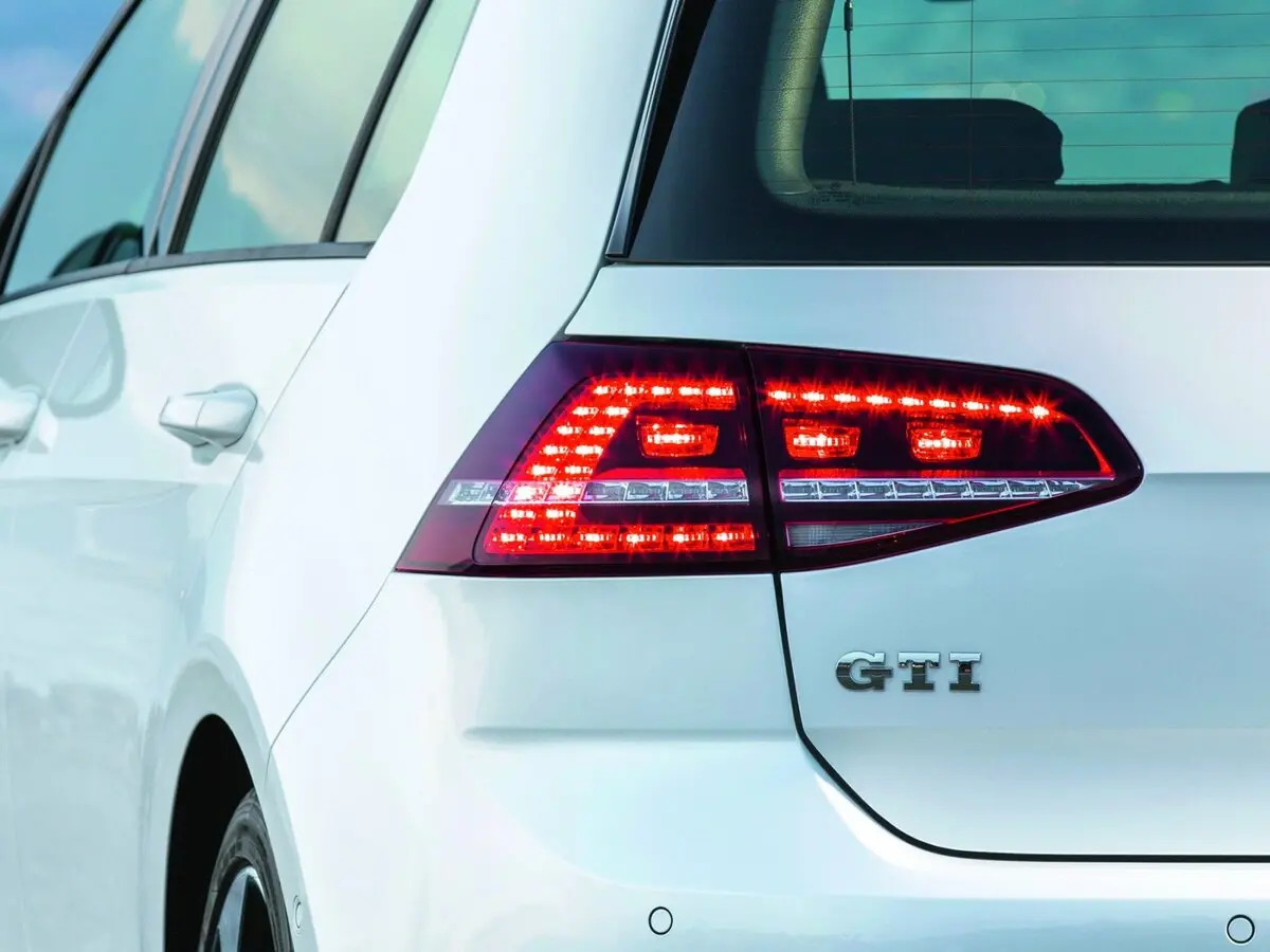Volkswagen Golf GTI VII Хэтчбек 5 дв. — сүрөт 13