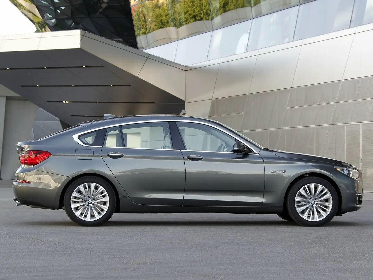 BMW 5 серии VI (F10/F11/F07) Рестайлинг Лифтбек Gran Turismo — фото 2