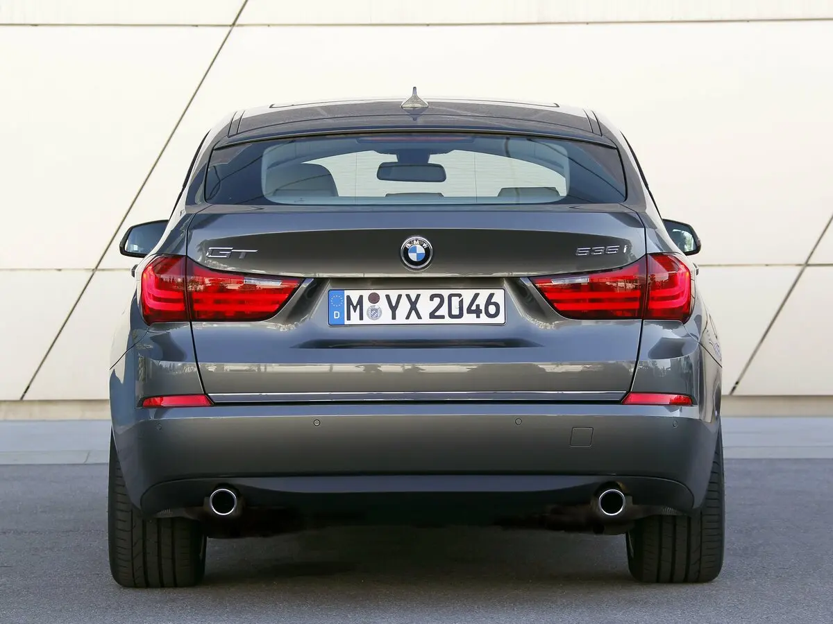 BMW 5 серии VI (F10/F11/F07) Рестайлинг Лифтбек Gran Turismo — фото 4