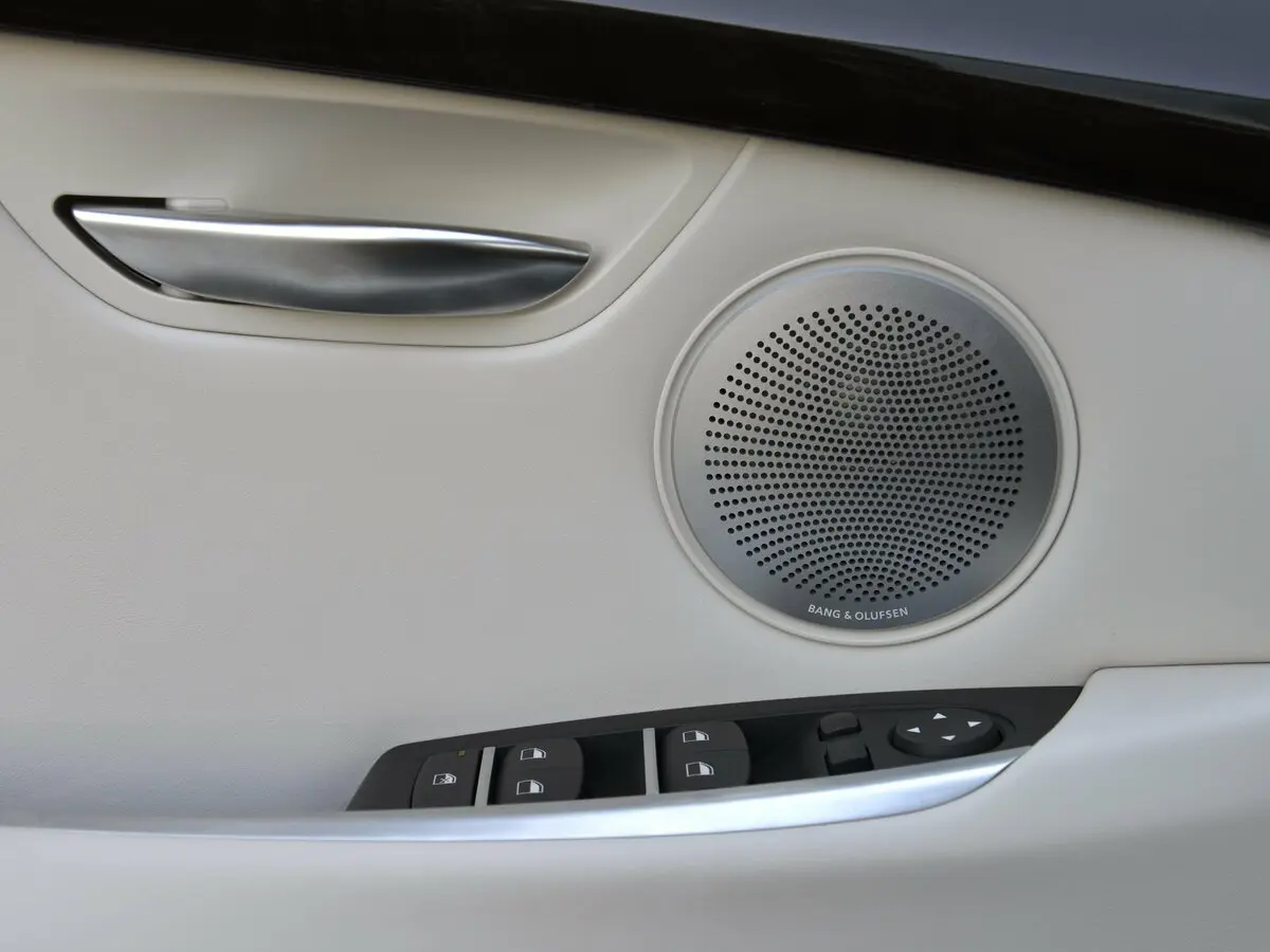 BMW 5 серии VI (F10/F11/F07) Рестайлинг Лифтбек Gran Turismo — фото 13