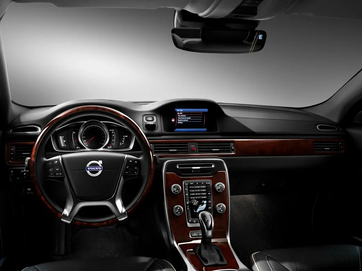 Volvo S80 II Рестайлинг 2 Седан — сүрөт 6