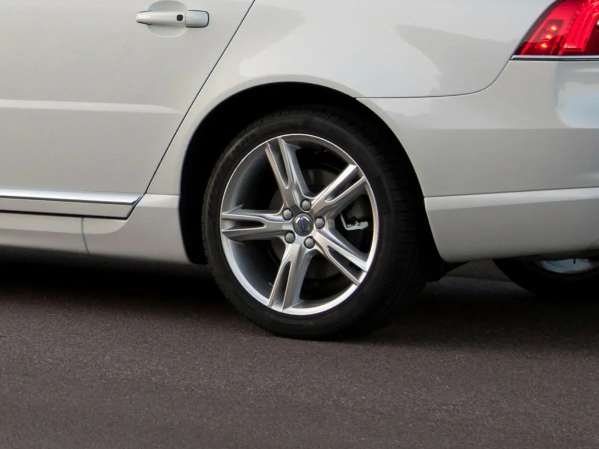 Volvo S80 II Рестайлинг 2 Седан — сүрөт 19
