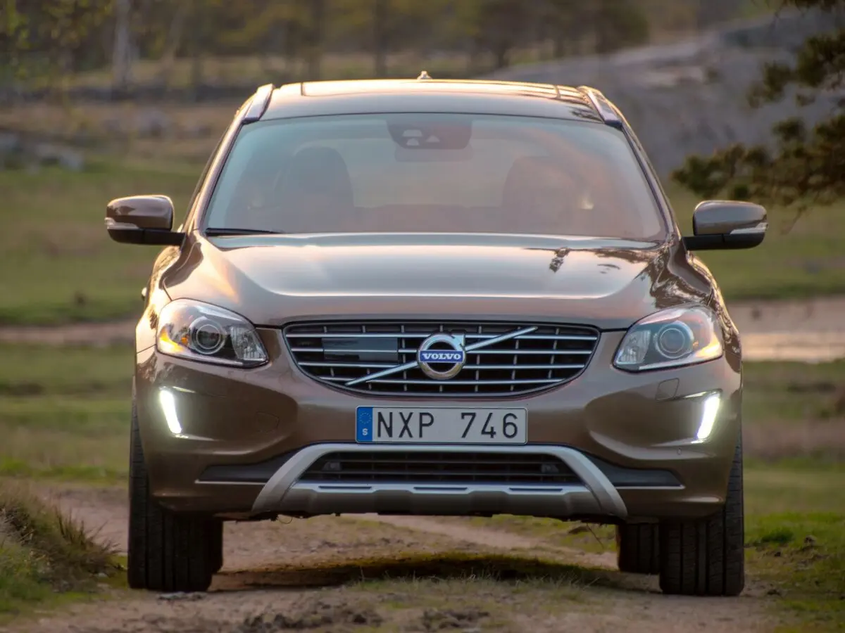 Volvo XC60 I Рестайлинг Внедорожник 5 дв. — сүрөт 3