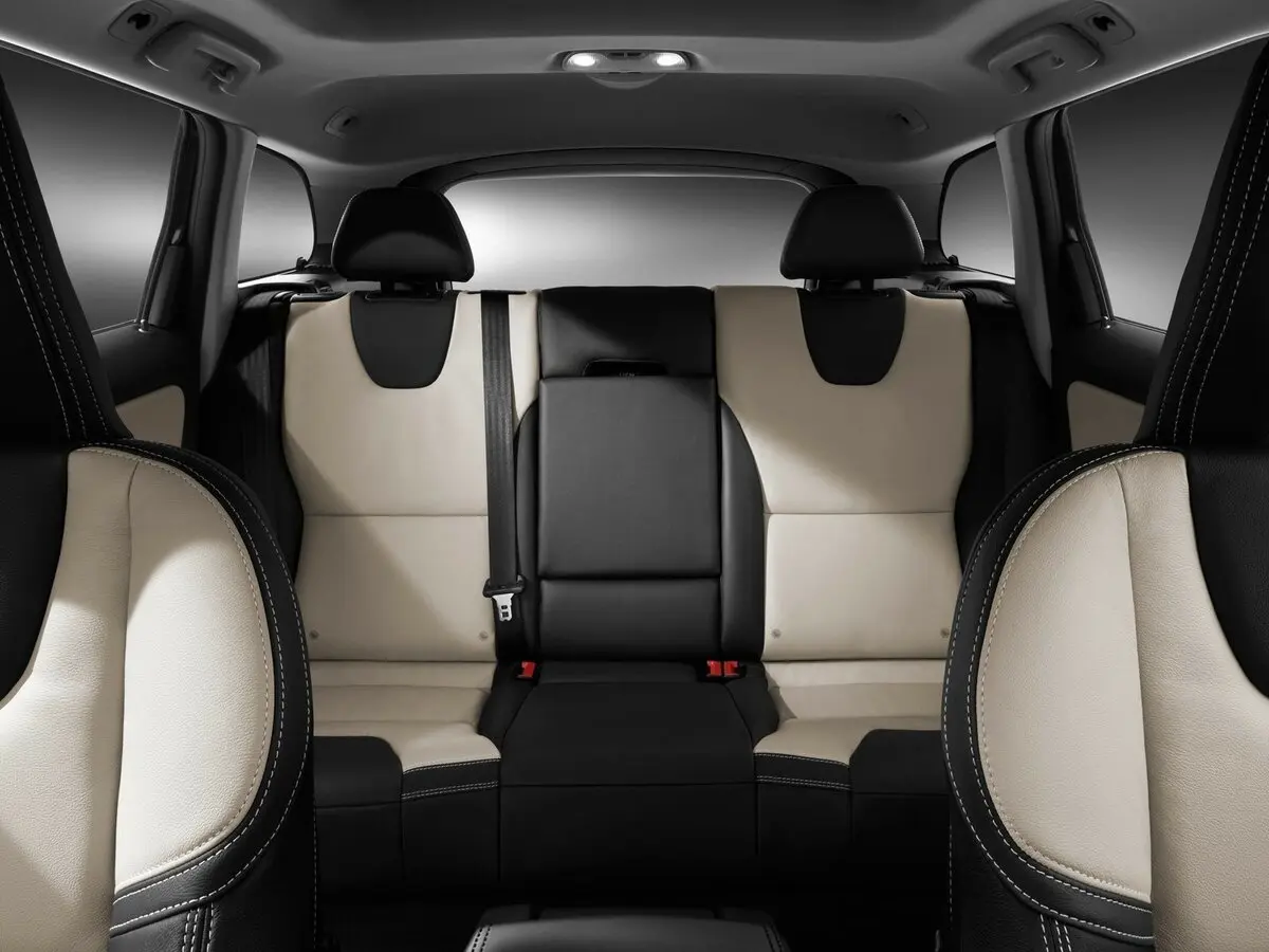 Volvo XC60 I Рестайлинг Внедорожник 5 дв. — сүрөт 12