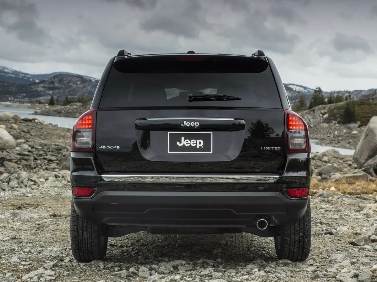Jeep Compass I Рестайлинг 2 Внедорожник 5 дв. — сүрөт 3