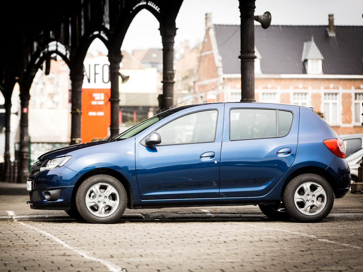 Dacia Sandero II Хэтчбек 5 дв. — фото 2