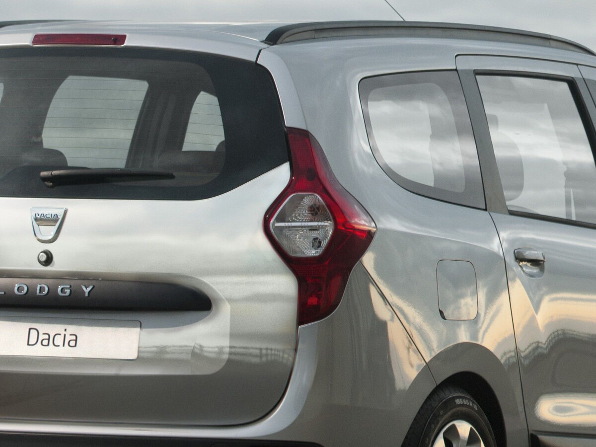 Dacia Lodgy I Компактвэн — фото 13