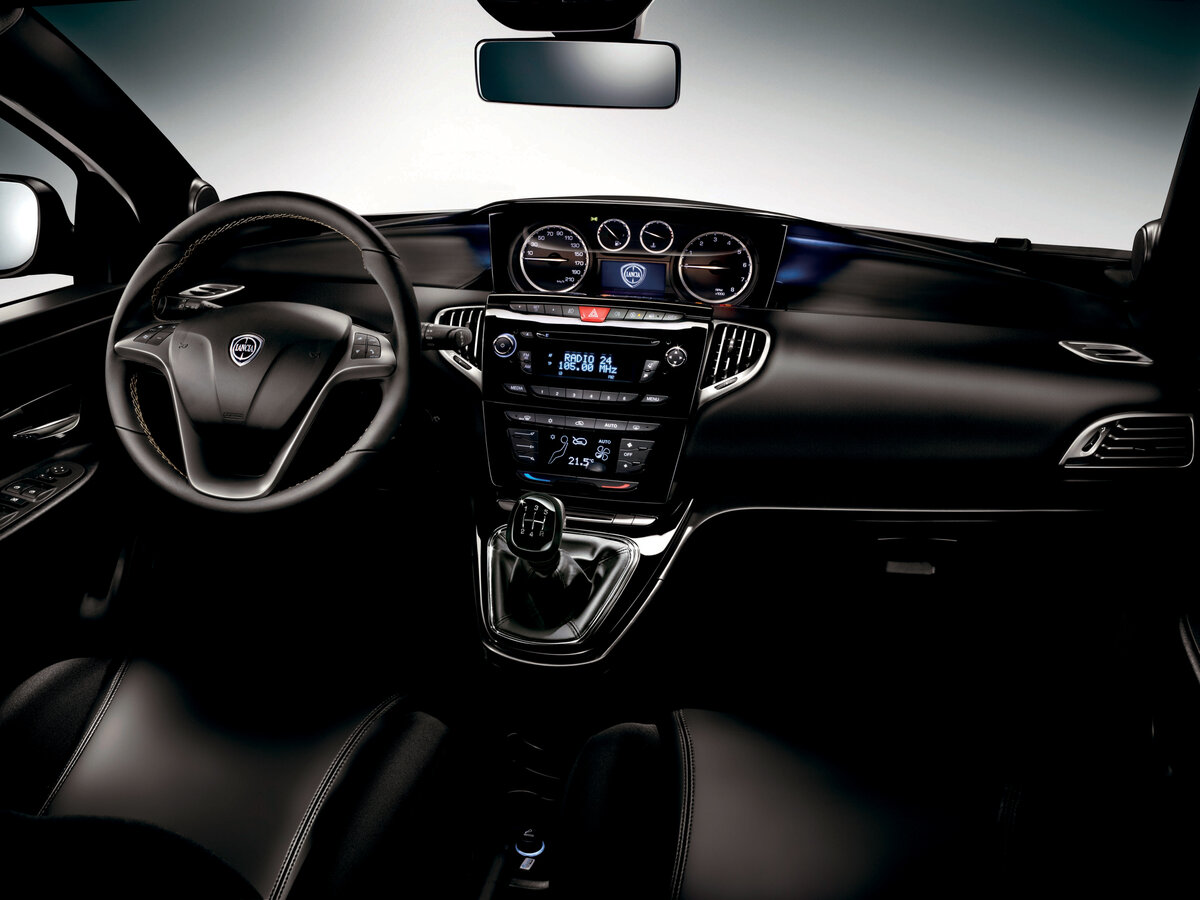 Lancia Ypsilon III (Type 846) Хэтчбек 5 дв. — фото 7