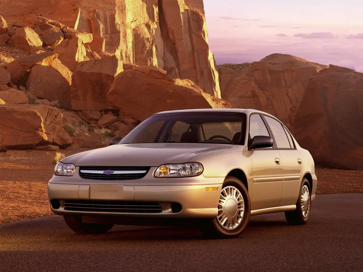 Chevrolet Malibu V Рестайлинг Седан — сүрөт 4