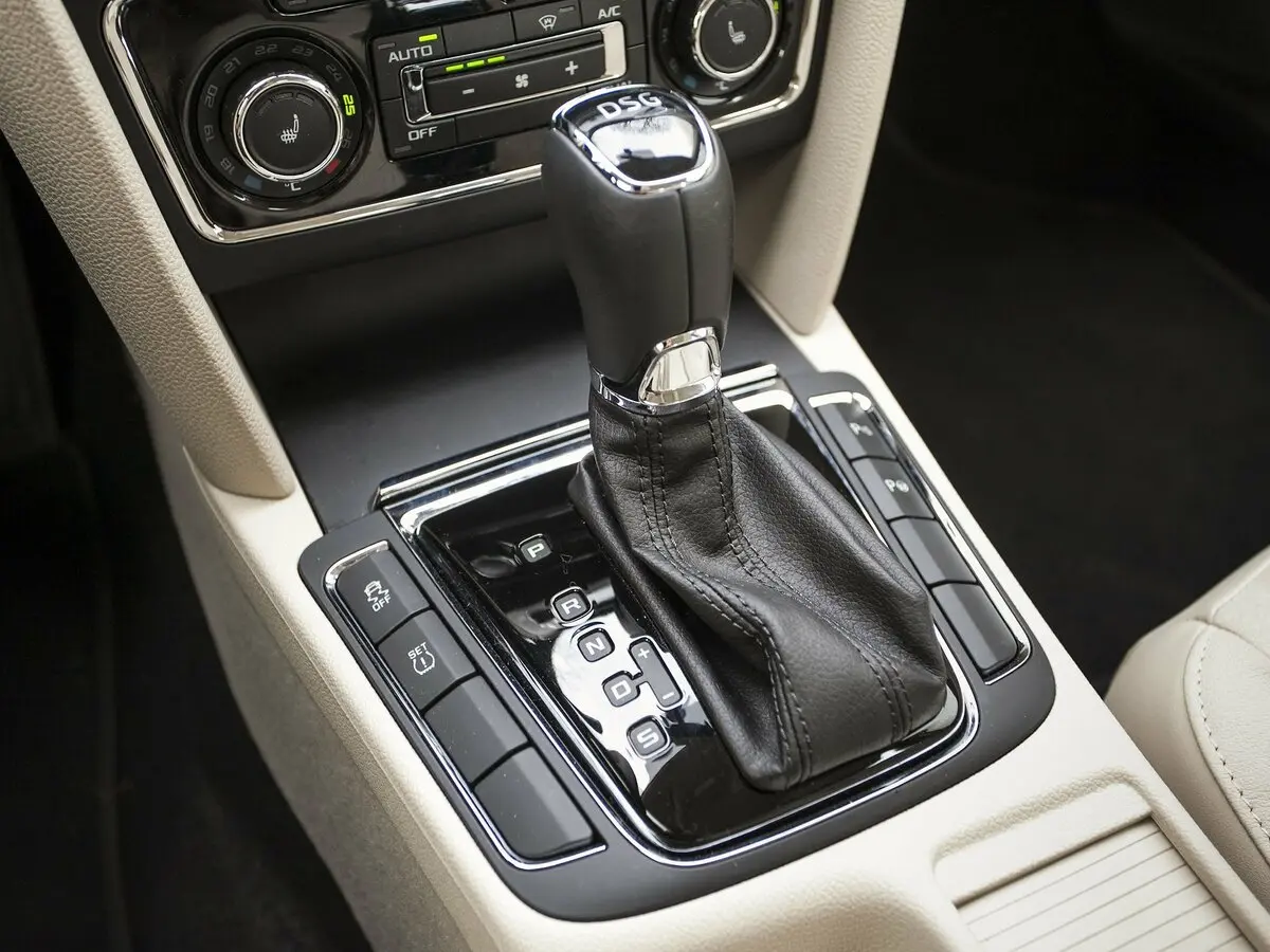 Skoda Superb II Рестайлинг Лифтбек — сүрөт 13