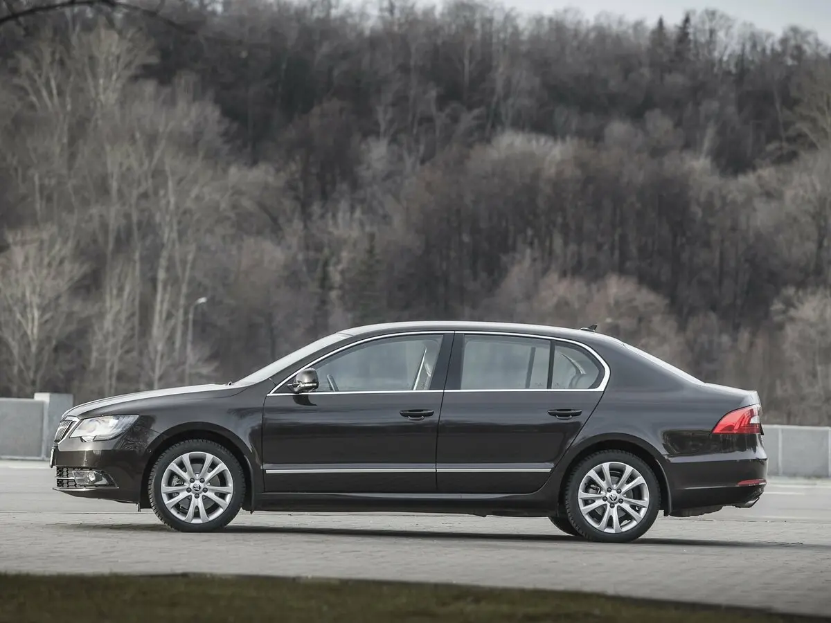 Skoda Superb II Рестайлинг Лифтбек — сүрөт 21