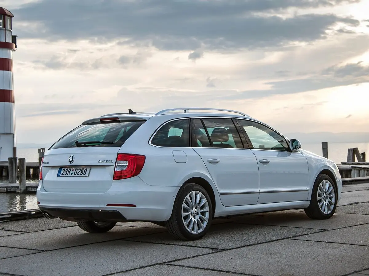 Skoda Superb II Рестайлинг Универсал 5 дв. — сүрөт 5