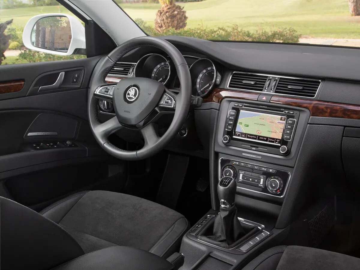 Skoda Superb II Рестайлинг Универсал 5 дв. — сүрөт 7