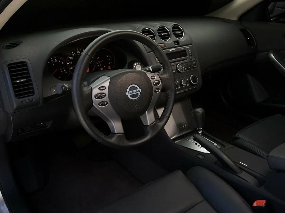 Nissan Altima IV (L32) Купе — сүрөт 7