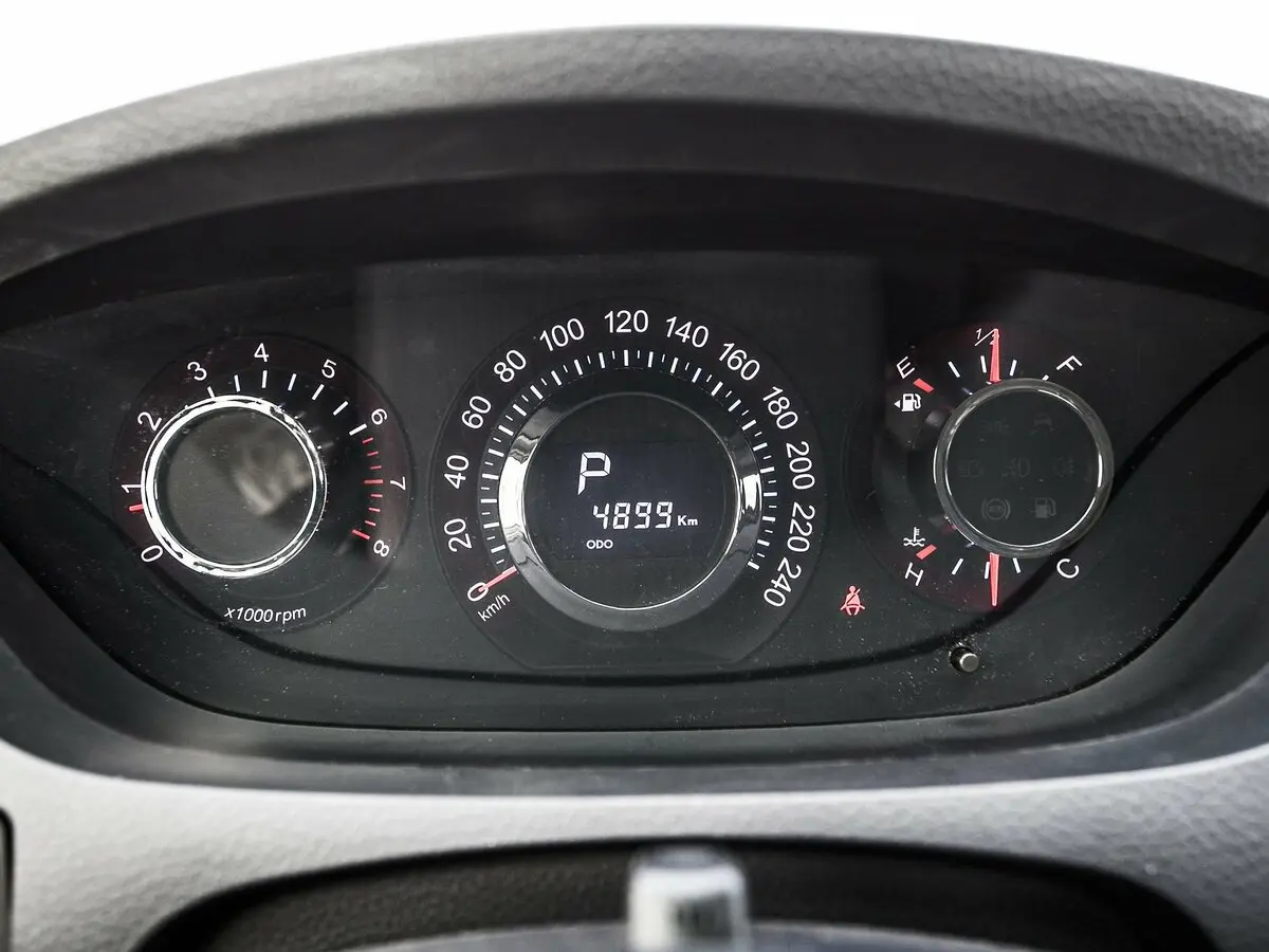 Luxgen Luxgen7 SUV 2013 – 2017 Внедорожник 5 дв. — сүрөт 22