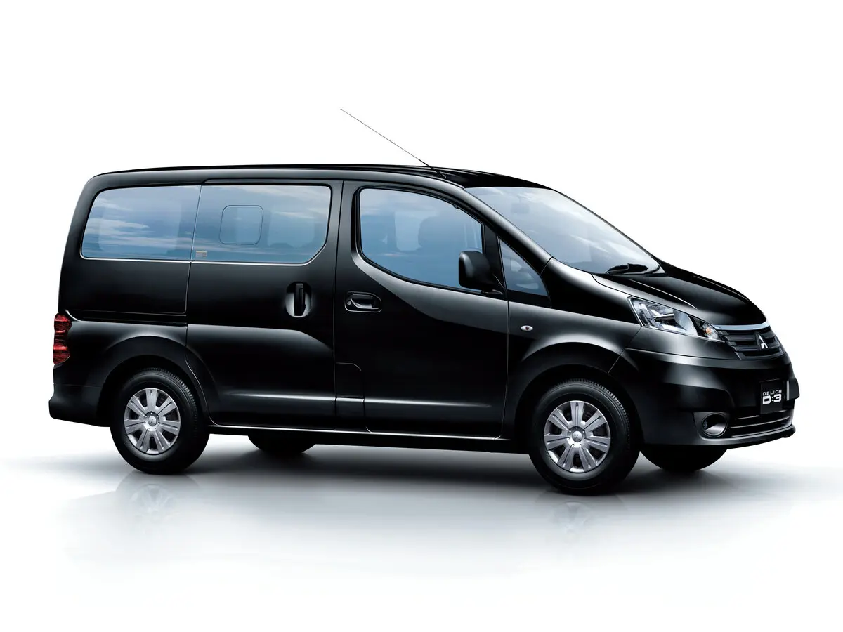 Mitsubishi Delica V Минивэн — сүрөт 2