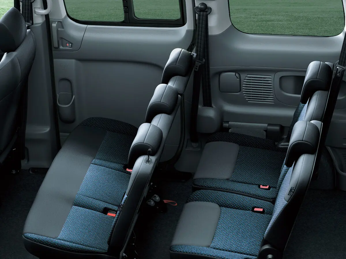 Mitsubishi Delica V Минивэн — сүрөт 6