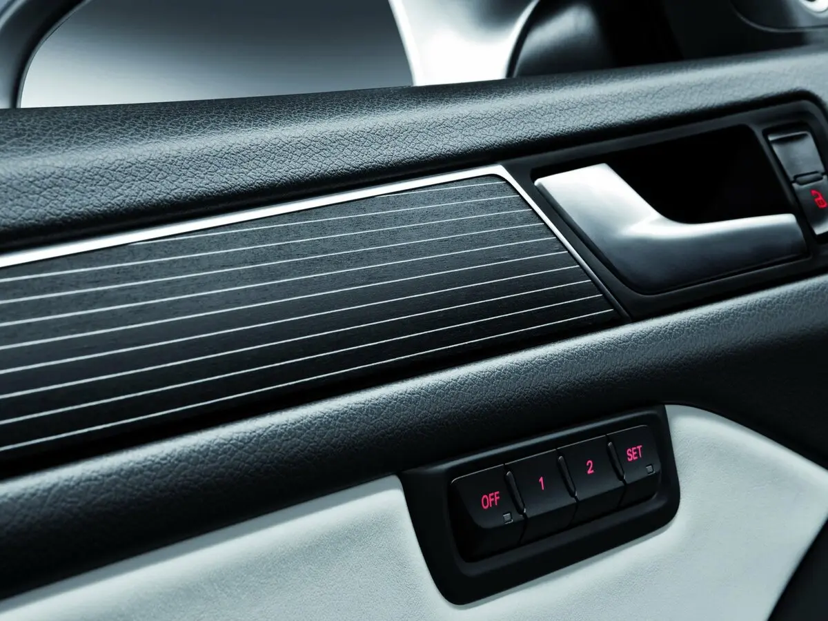Audi SQ5 I (8R) Внедорожник 5 дв. — сүрөт 8