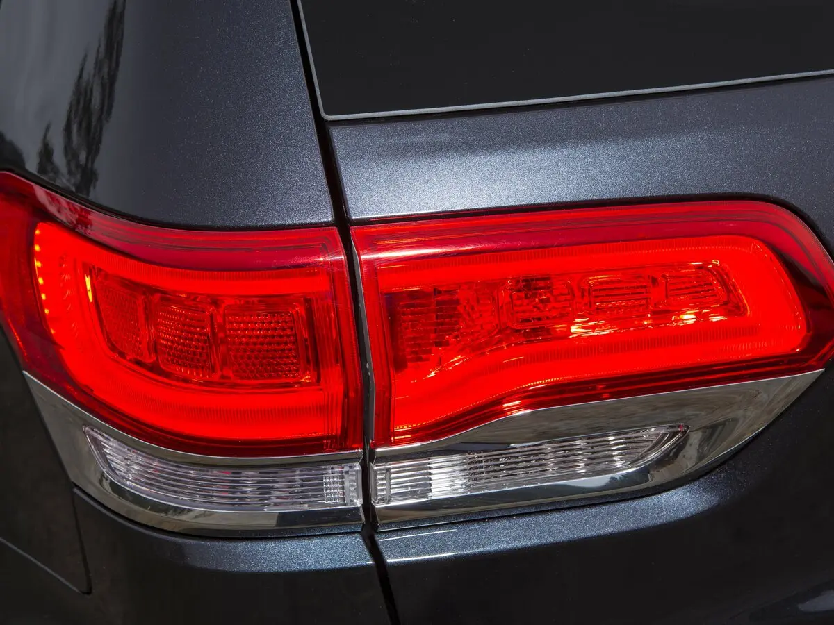 Jeep Grand Cherokee IV (WK2) Рестайлинг Внедорожник 5 дв. — photo 11