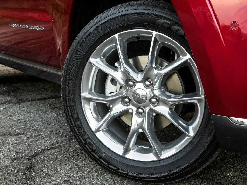 Jeep Grand Cherokee IV (WK2) Рестайлинг Внедорожник 5 дв. — photo 13