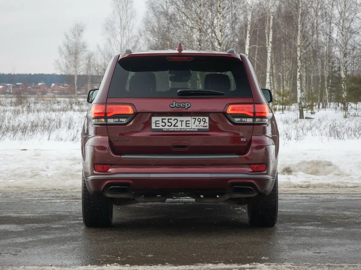 Jeep Grand Cherokee IV (WK2) Рестайлинг Внедорожник 5 дв. — photo 17